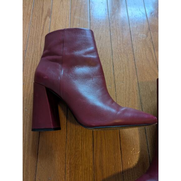 Vince Camuto Red Ankle Booties Heels Fall Winter Size 9.5 - Picture 2 of 7